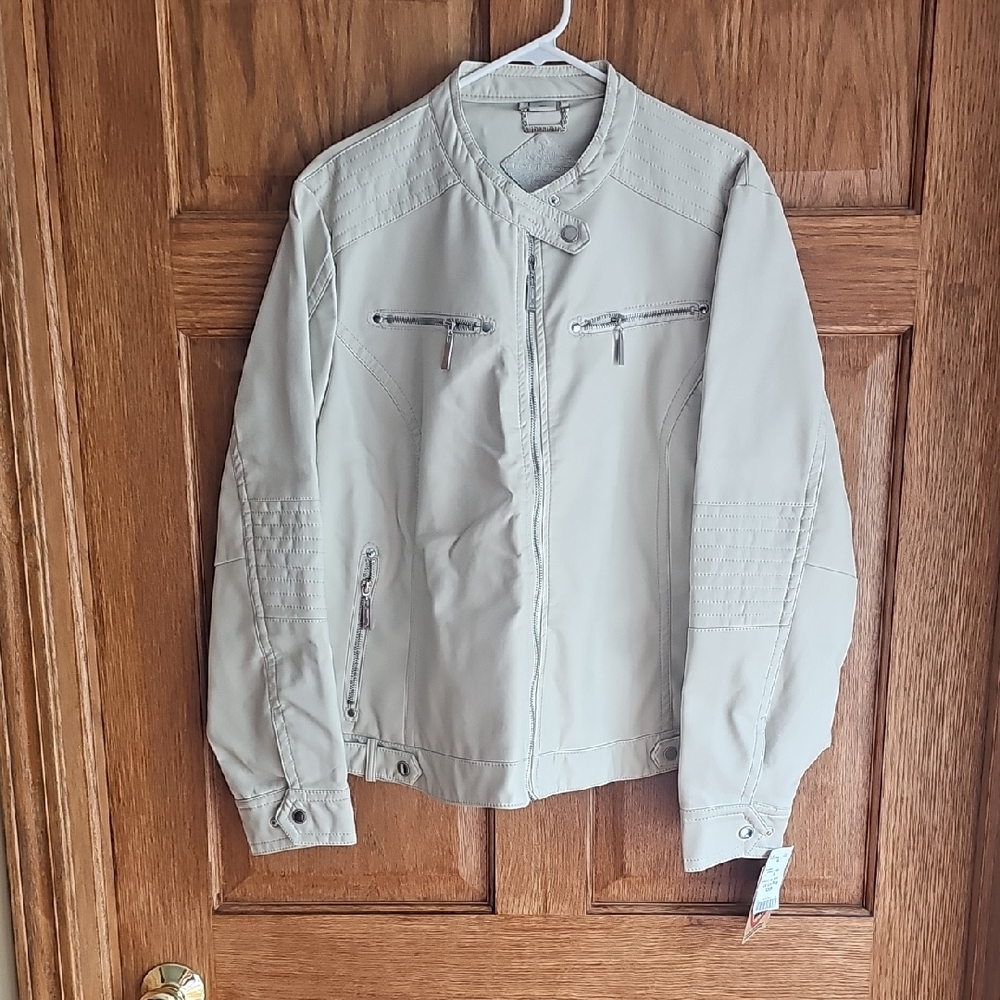 Jou Jou Cream Lightweight Shirt Jacket